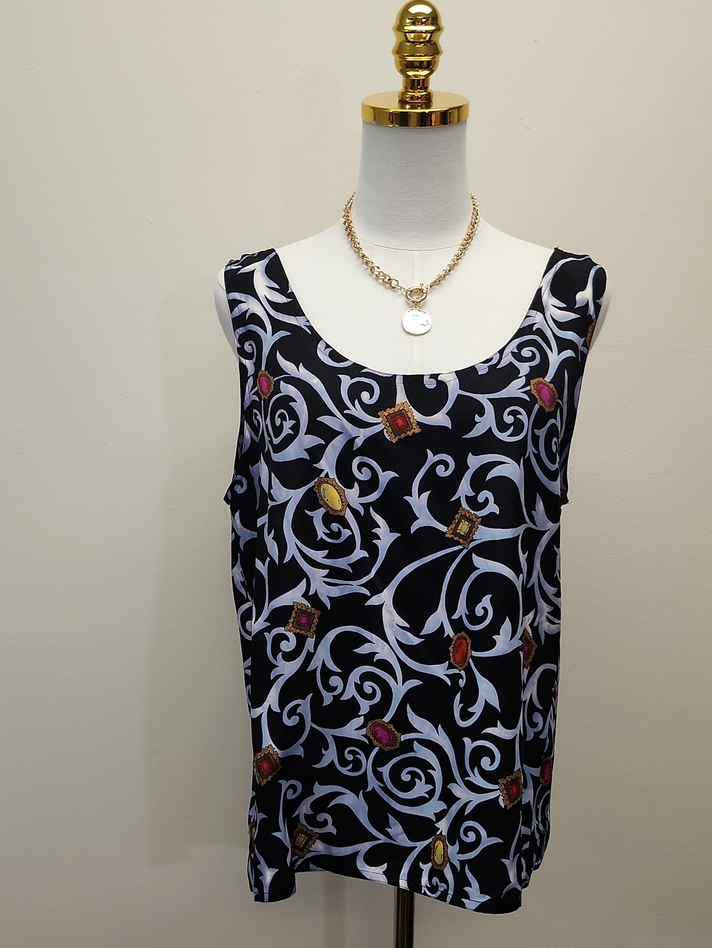 TotonKo Black White Scroll Print Sleeveless Shell Blouse Size 14